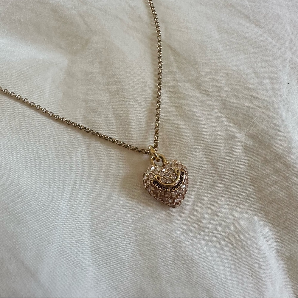 Juicy Couture My Heart Belongs to Juicy Necklace - Picture 3 of 9